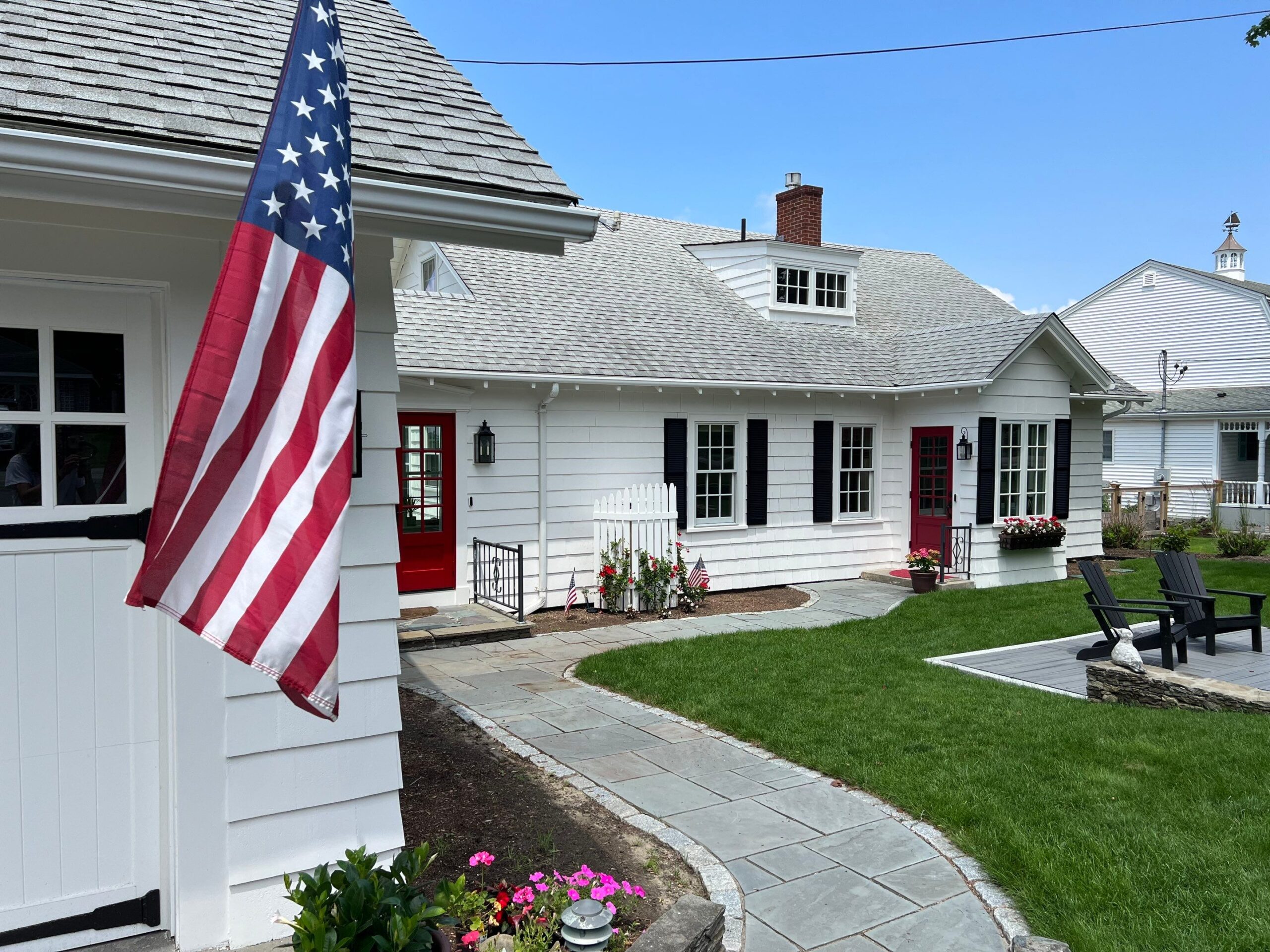 White and black is a classic color combination for an exterior.